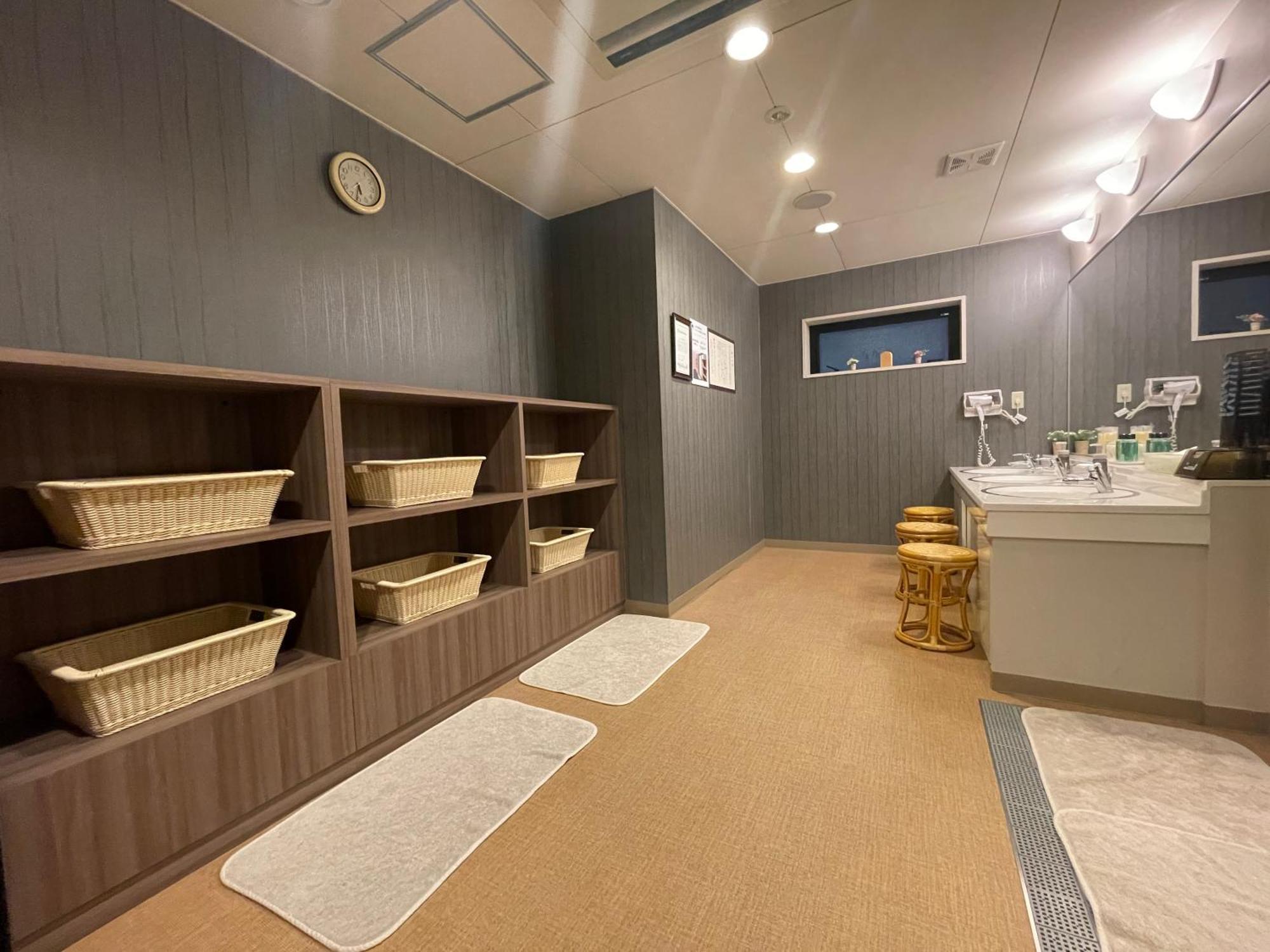 Hotel Route-Inn Niihama Dış mekan fotoğraf