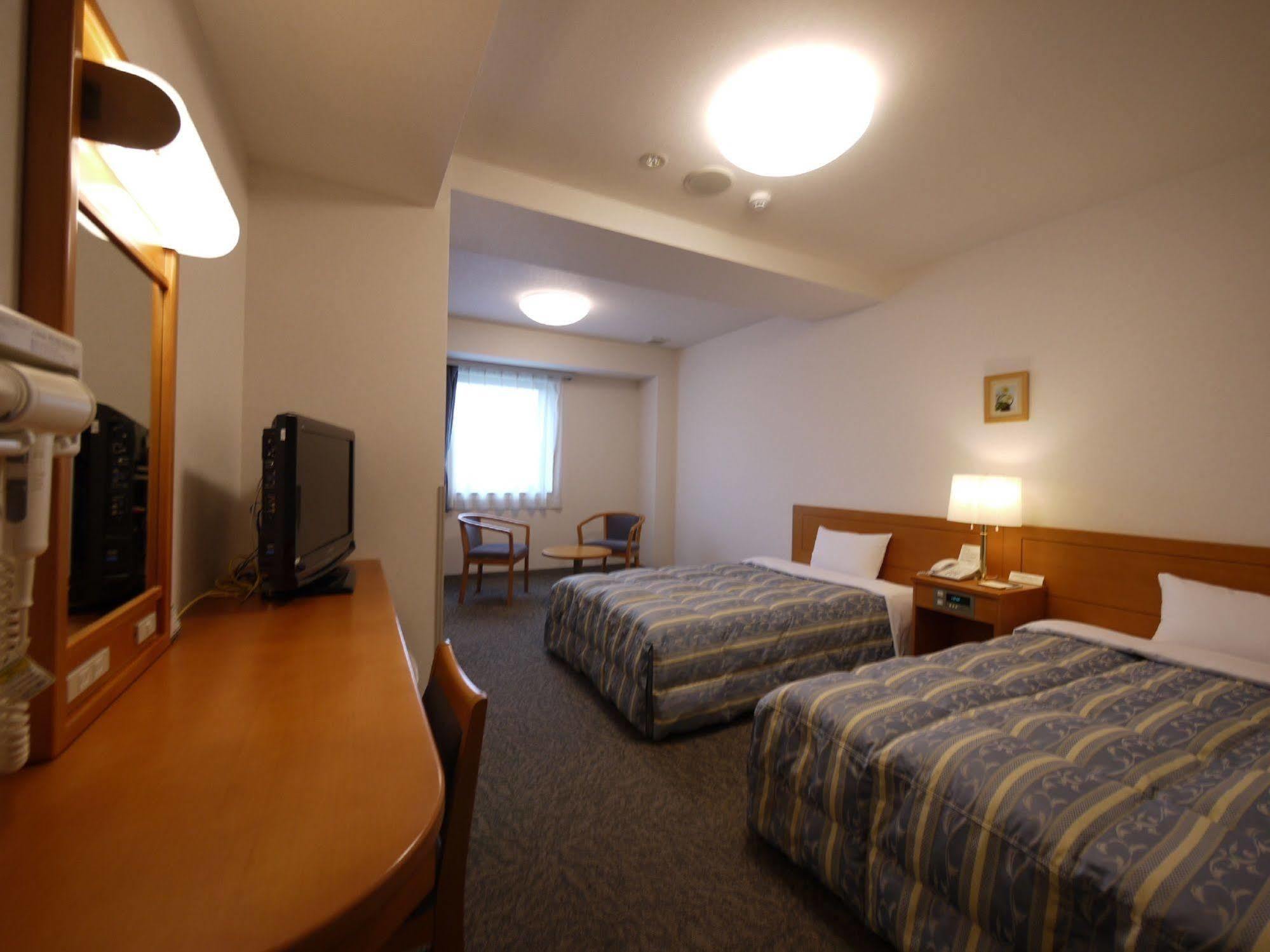 Hotel Route-Inn Niihama Dış mekan fotoğraf